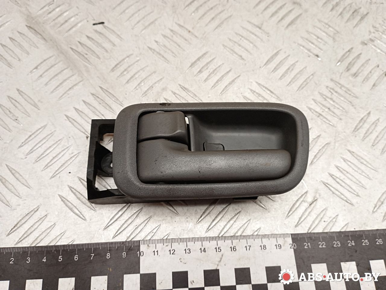 ручка внутренняя передняя левая Toyota RAV4 2 поколение (XA20) 2003, 2.0 л., 1CD-FTV, дизель, МКПП, внедорожник 5 дв., 6927830080, 6920630150 - фото №1