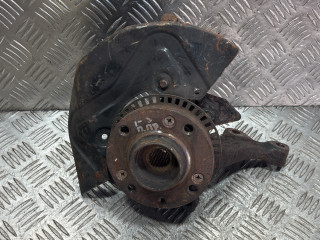 ступица передняя правая Volkswagen Golf 3 поколение 1996