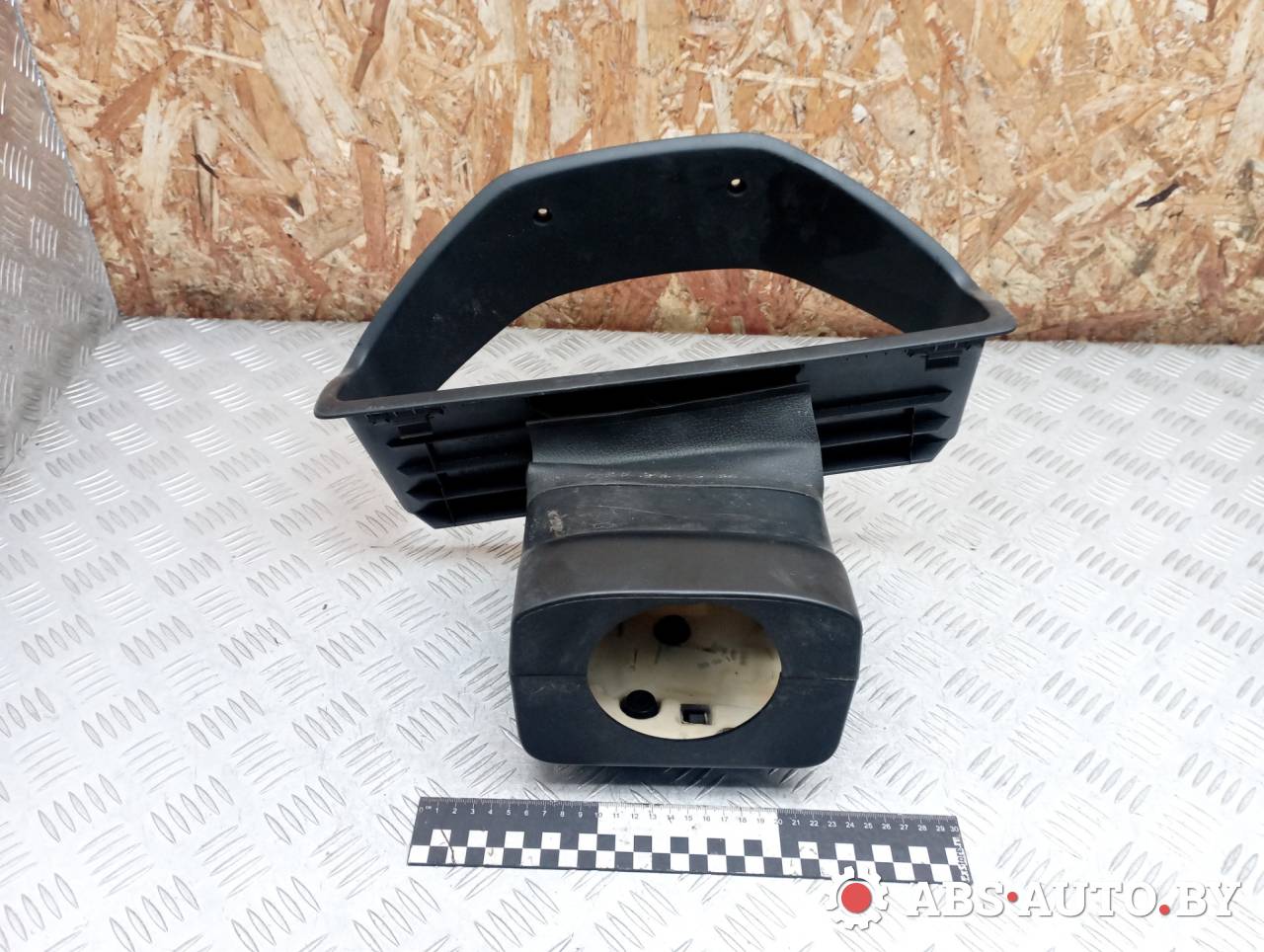 рамка панели приборов Volvo XC90 1 поколение 2005, 2.4 л., D 5244 T, дизель, АКПП, внедорожник 5 дв., полный подключаемый привод, правый руль, 9164839, 3409680, 30666070 - фото №1