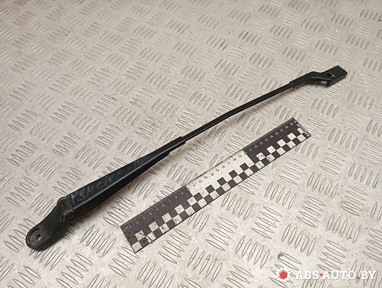 щеткодержатель (поводок стеклоочистителя, дворник) Skoda Roomster 1 поколение 2009, 5J1955410B - фото №1