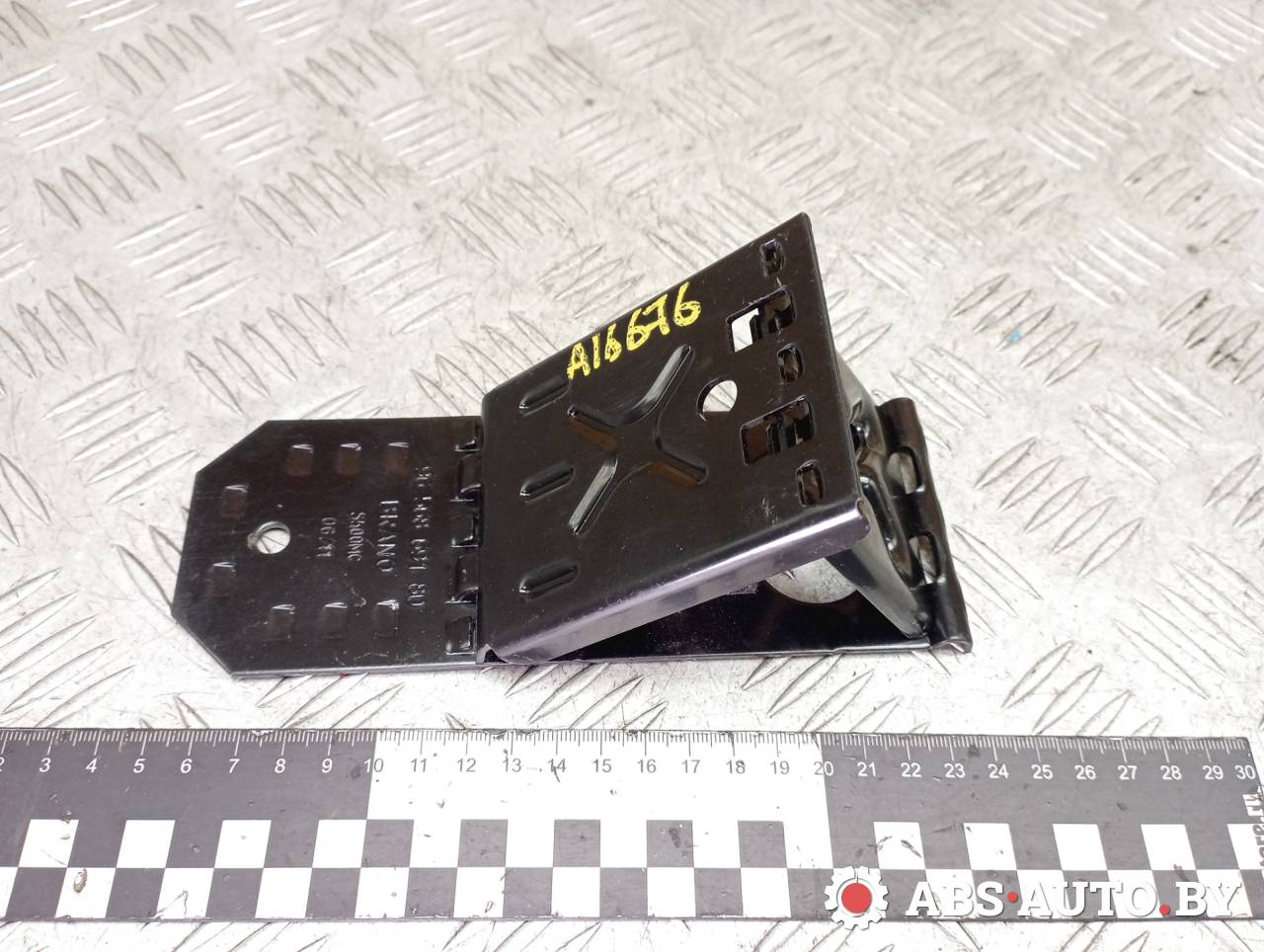 Противооткатный упор Peugeot 3008 1 поколение 2011, 1.6 л., дизель, робот, передний привод, правый руль, 9656869180, S500MC - фото №1