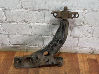 рычаг передний правый Mazda 323F BJ 1998