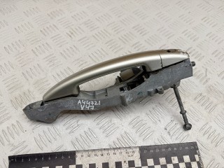 ручка наружная Peugeot 308 T7 2010, 1.6 л., 9HX (DV6ATED4), дизель, МКПП, 9680168680