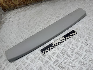 обшивка крышки багажника Mazda 6 GG 2003, 2.0 л., бензин, МКПП, правый руль, GJ6J68930