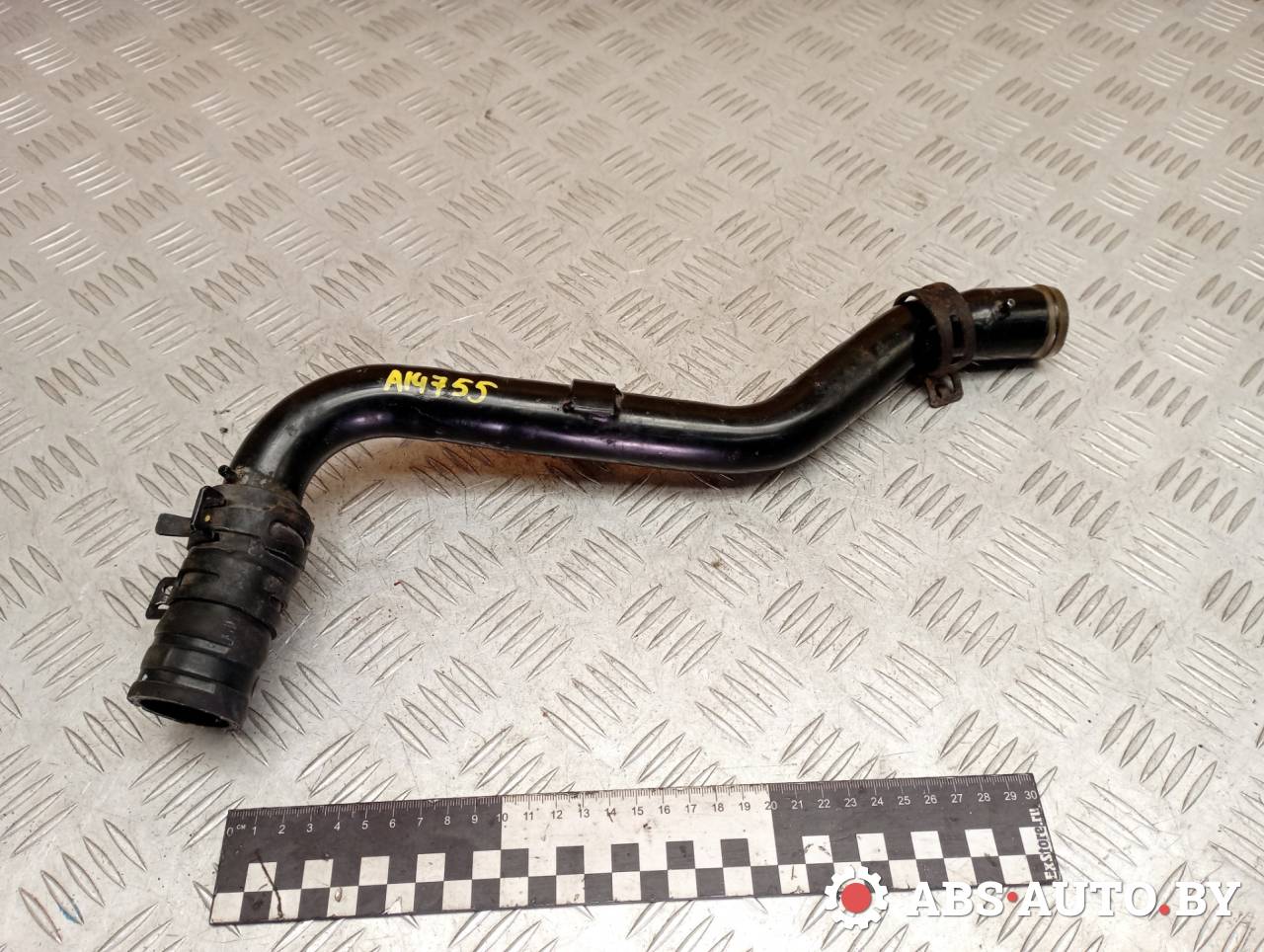 трубка охлаждающей жидкости Kia Sorento 2 поколение 2011, 2.2 л., дизель, АКПП - фото №1