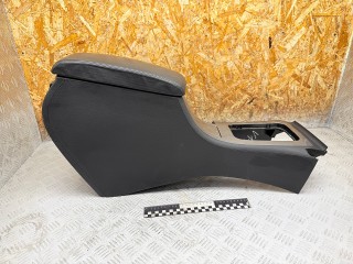 подлокотник Peugeot 407 1 поколение 2004, RHR 10DYVD, МКПП, передний привод, 9646882880