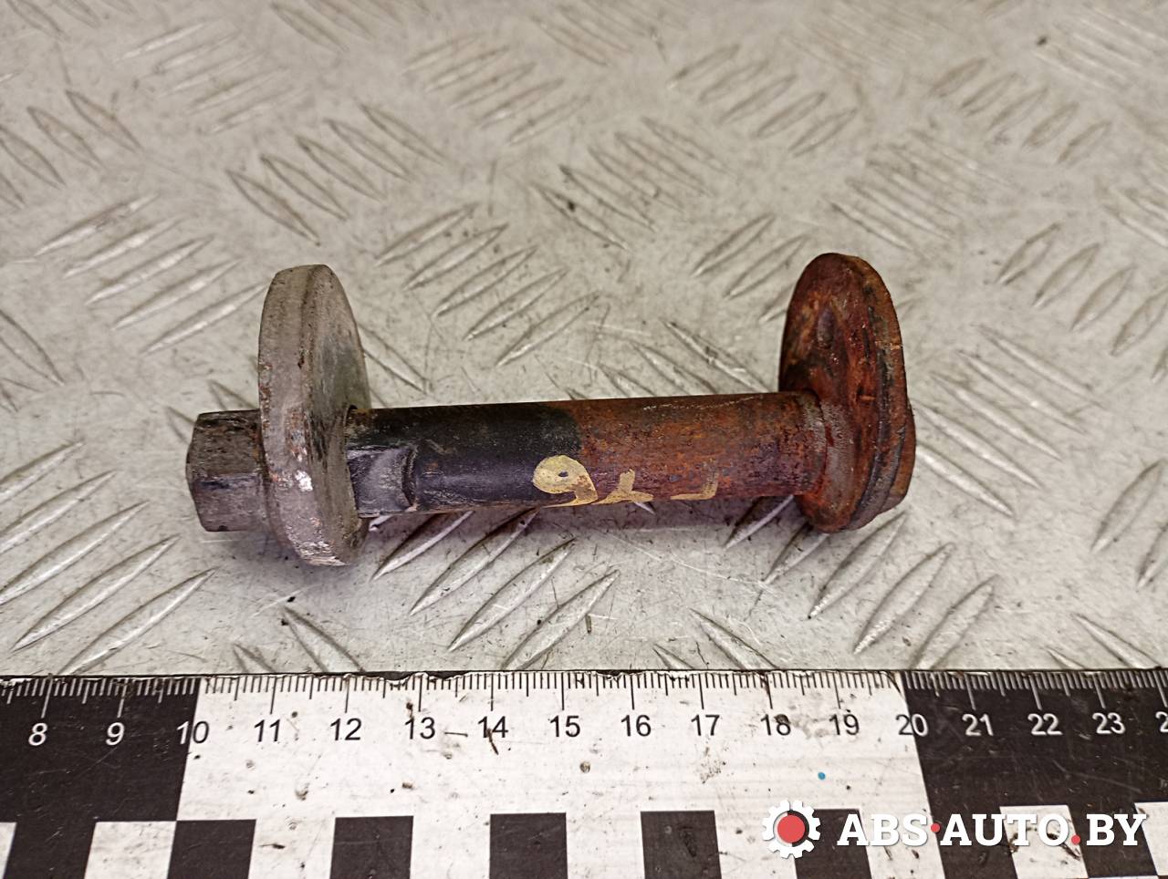 болт развальный Mitsubishi Pajero 3 поколение 2002, 3.2 л., дизель, МКПП, внедорожник 3 дв. - фото №1