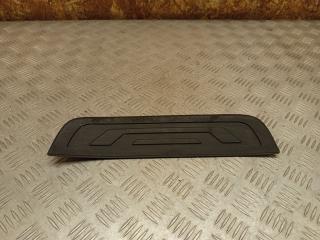 накладка на порог Kia Sorento 2 поколение 2010, 2.2 л., дизель, МКПП, полный привод, правый руль, 85891-2P000