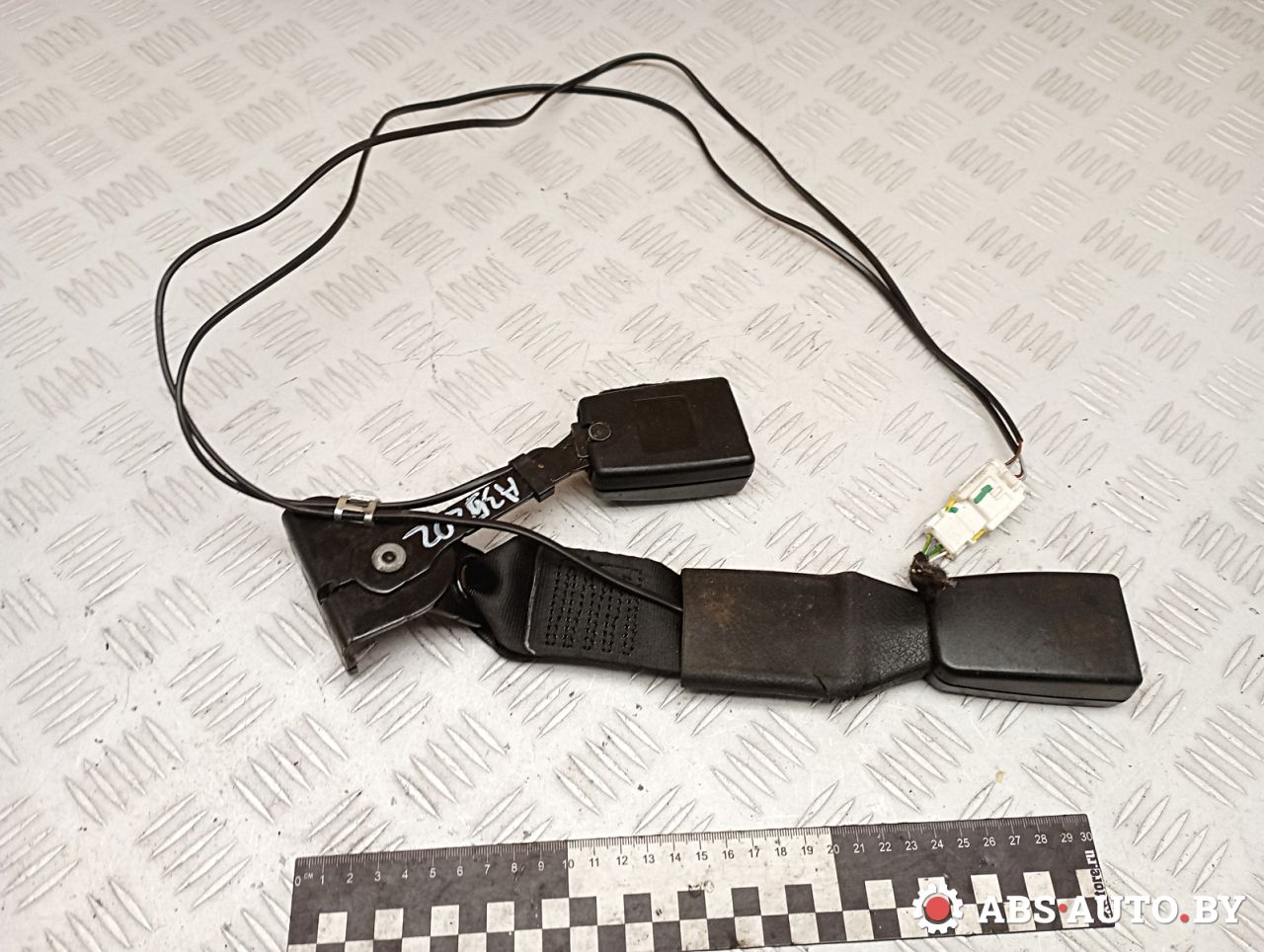замок ремня безопасности Peugeot 3008 1 поколение 2012, 1.6 л., дизель, робот, передний привод, правый руль, 9681985380, 34039768, 34065010N, 34062061B - фото №1