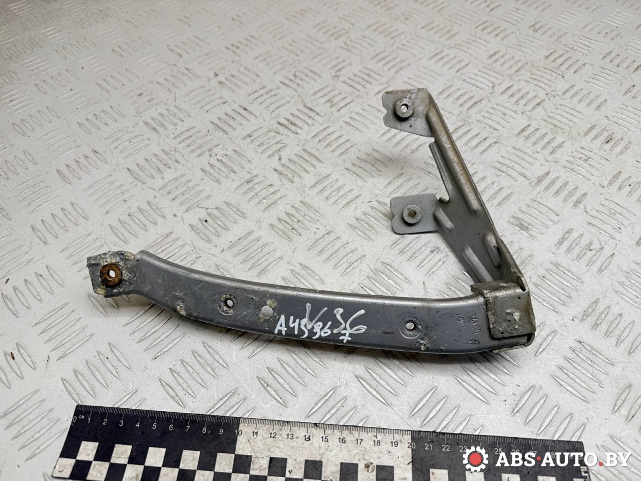 крепление фары левой Mercedes-Benz A W168 1 поколение (1997-2001) 2000, 1.7 л., OM 668.940, дизель, АКПП, хетчбэк 5 дв., передний привод, 0079917L, 0079916L - фото №1