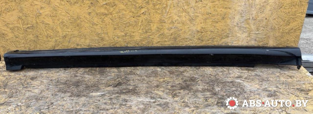 накладка на порог Mercedes-Benz B-Класс W245 2006, 1.5 л., M 266.920, бензин, МКПП, правый руль, A1696102208 - фото №1