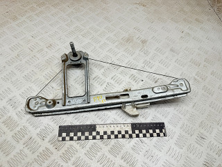 стеклоподъемник задний правый Ford Focus 1 поколение [рестайлинг] 2003, 1.6 л., бензин, МКПП, седан, XS41A27000