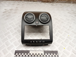 рамка под магнитолу Nissan Qashqai 1 поколение 2008, 1.5 л., K9K 282, дизель, МКПП, правый руль, P10381A77100, 68760JD10A