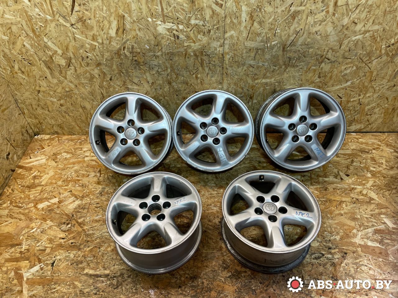 диск литой Toyota RAV4 2 поколение (XA20) 2003, 2.0 л., 1CD-FTV, дизель, МКПП, внедорожник 5 дв. - фото №1