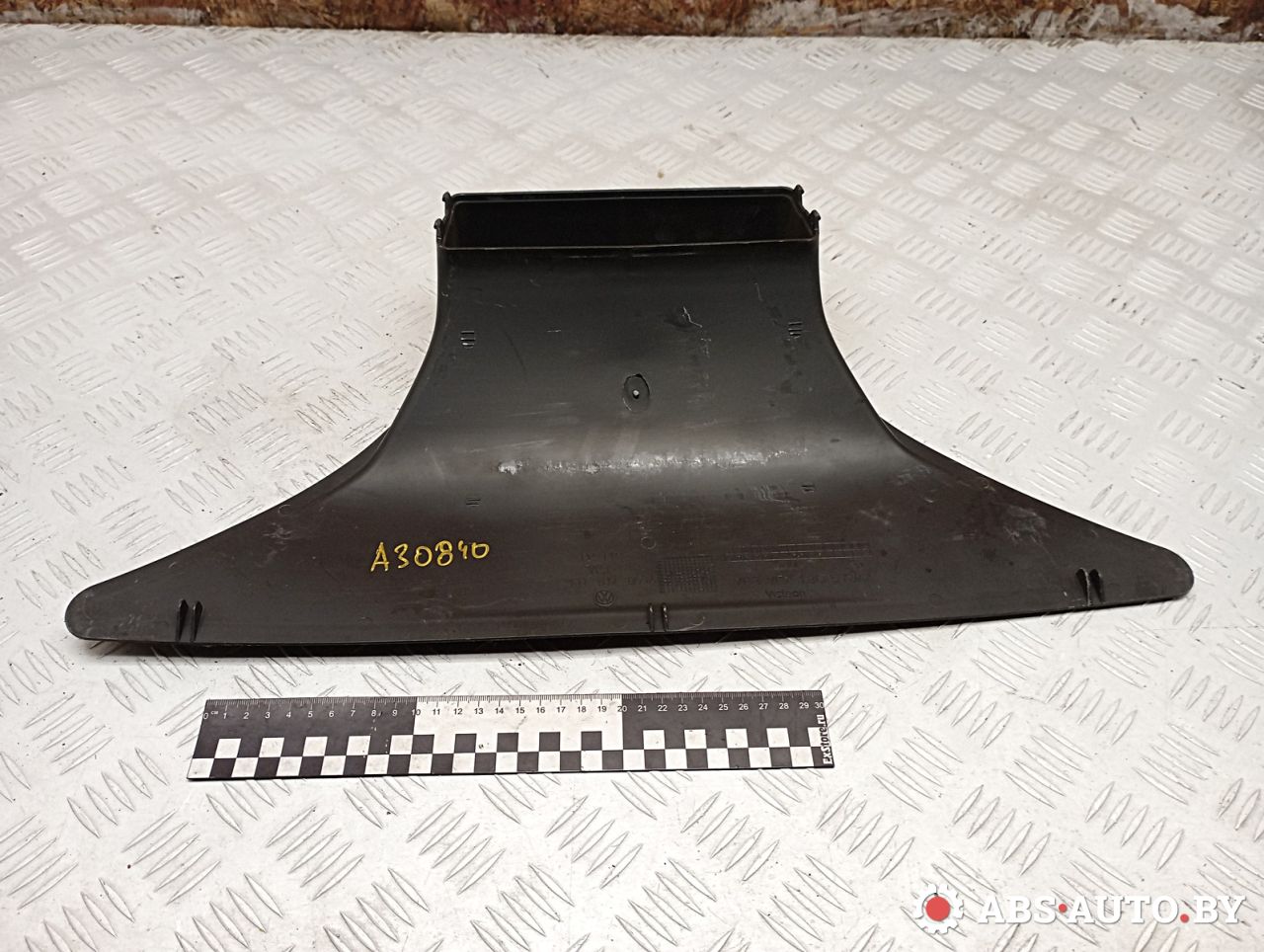 воздуховод Volkswagen Caddy 3 поколение 2008, 1.9 л., BLS, дизель, АКПП, 2K0819063A - фото №1