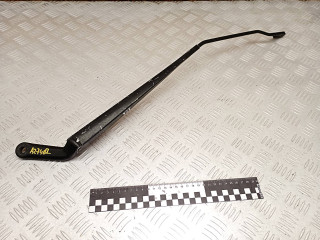 щеткодержатель (поводок стеклоочистителя, дворник) Peugeot 206 1 поколение 2002, 2.0 л., бензин, 4630