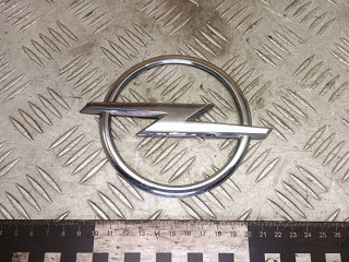 эмблема Opel Astra H 2005, бензин