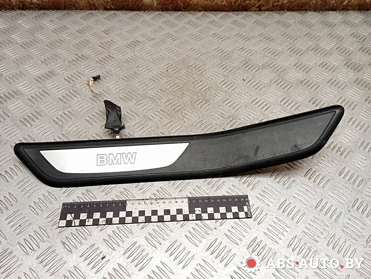 накладка на порог BMW 7 серия F01/F02 F01 2009, 4.4 л., бензин, АКПП, 51477181013, 51477181017, 51478046289, 51478046025, 51477190977 - фото №1