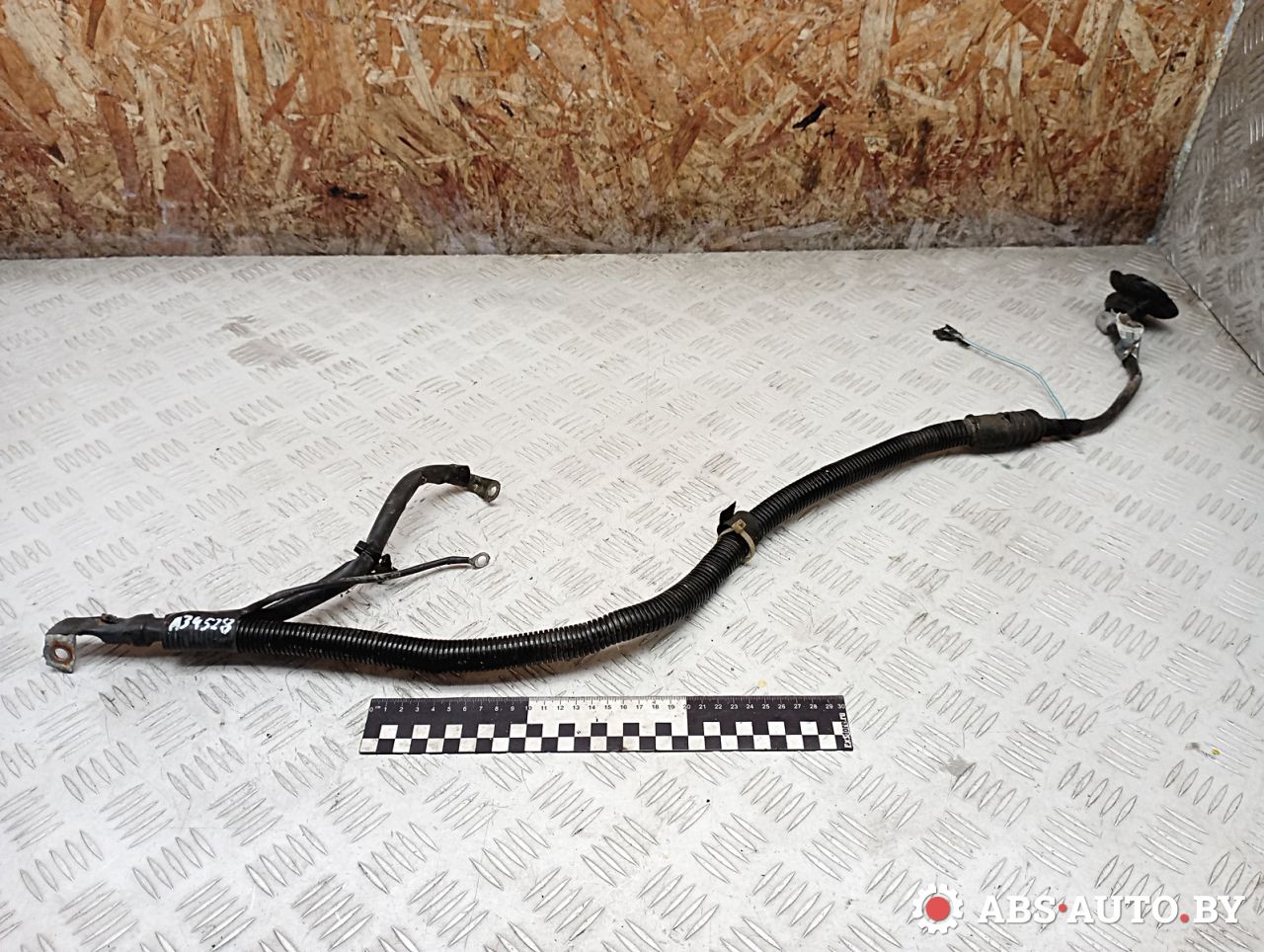 Силовой провод аккумулятора Mercedes-Benz A W169 2 поколение (2004-2008) 2005, 1.5 л., M 266.920, бензин, МКПП, хетчбэк 5 дв., правый руль, A1695400009 - фото №1