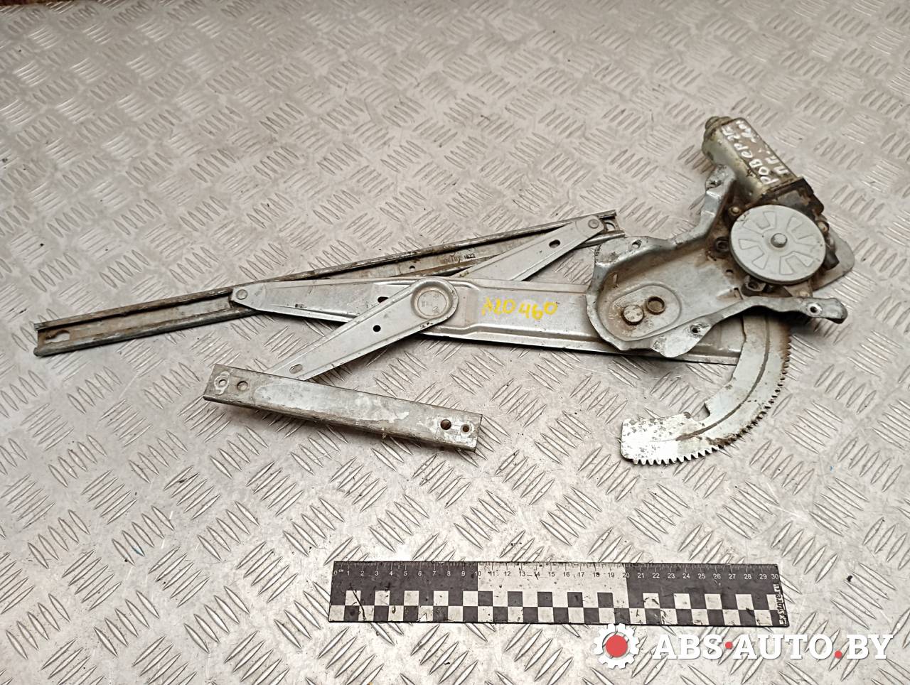 стеклоподъемник электрический передний правый Rover 200 Series 2 поколение 1998, CUH101900 - фото №1