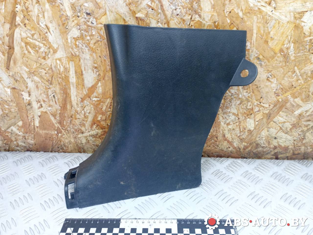 накладка на порог Kia Sorento 2 поколение 2010, 2.2 л., дизель, МКПП, полный привод, правый руль, 858252P700 - фото №1