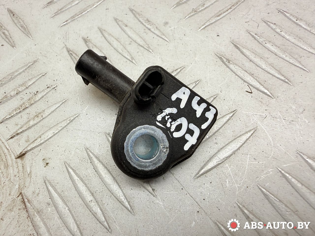 датчик удара Jeep Cherokee 5 поколение 2016, 2.0 л., EBT, дизель, АКПП, внедорожник 5 дв., 56038974AA - фото №1