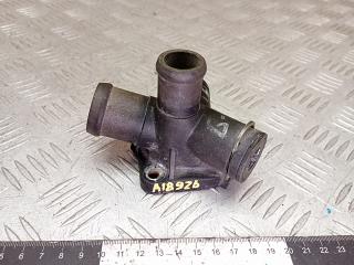 фланец (тройник) системы охлаждения Audi A4 B5 [рестайлинг] 2000, 1.6 л., бензин, 050121133C