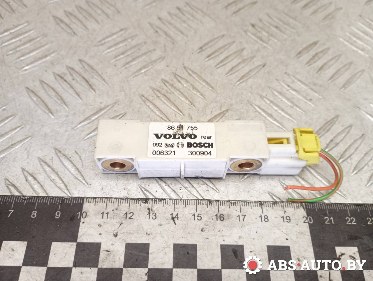 датчик удара Volvo XC90 1 поколение 2005, 2.4 л., D 5244 T, дизель, МКПП, внедорожник 5 дв., полный привод, правый руль, 8651755 - фото №1