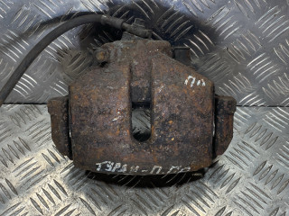 суппорт передний правый Volkswagen Touran 1 поколение [рестайлинг] 2006, 2.0 л., дизель