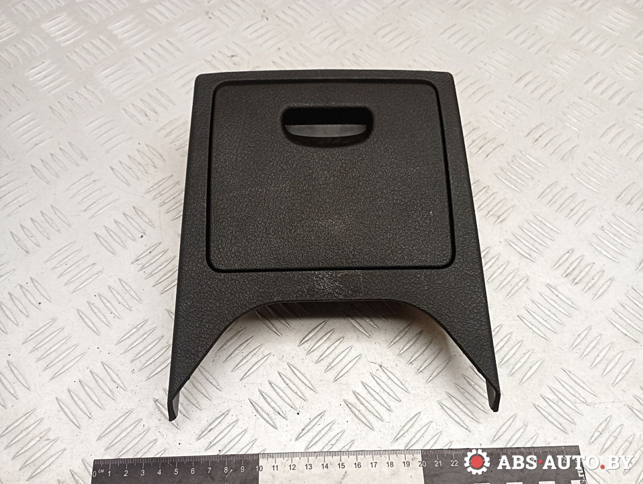 пепельница Peugeot 407 1 поколение 2007, 1.6 л., 9HZ (DV6TED4), дизель, МКПП, универсал, передний привод, 9644584477, 9647530777 - фото №1