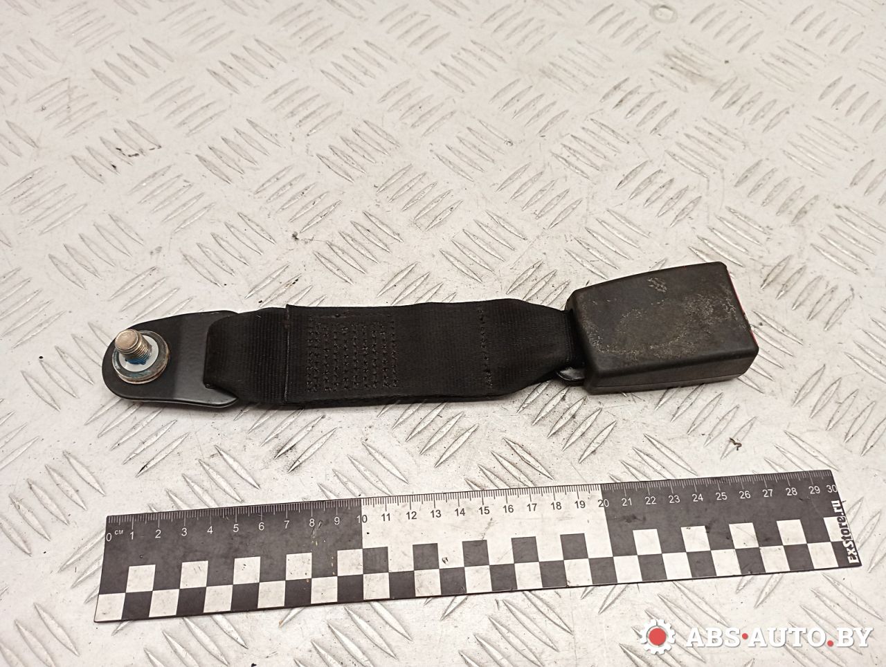 замок ремня безопасности Alfa Romeo 146 1 поколение 1997, 1.9 л., дизель, МКПП, 38200 - фото №1