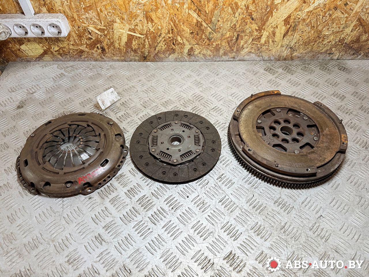 комплект сцепления Volkswagen LT 2 поколение 2005, 2.5 л., дизель, 51102, 412117216, 324020611, 415019110 - фото №1