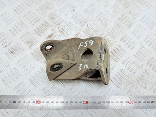 крепление амортизатора заднее правого Toyota RAV4 3 поколение (XA30) 2007, 2.2 л., 2AD-FTV, дизель, МКПП, внедорожник 5 дв., 4850542010