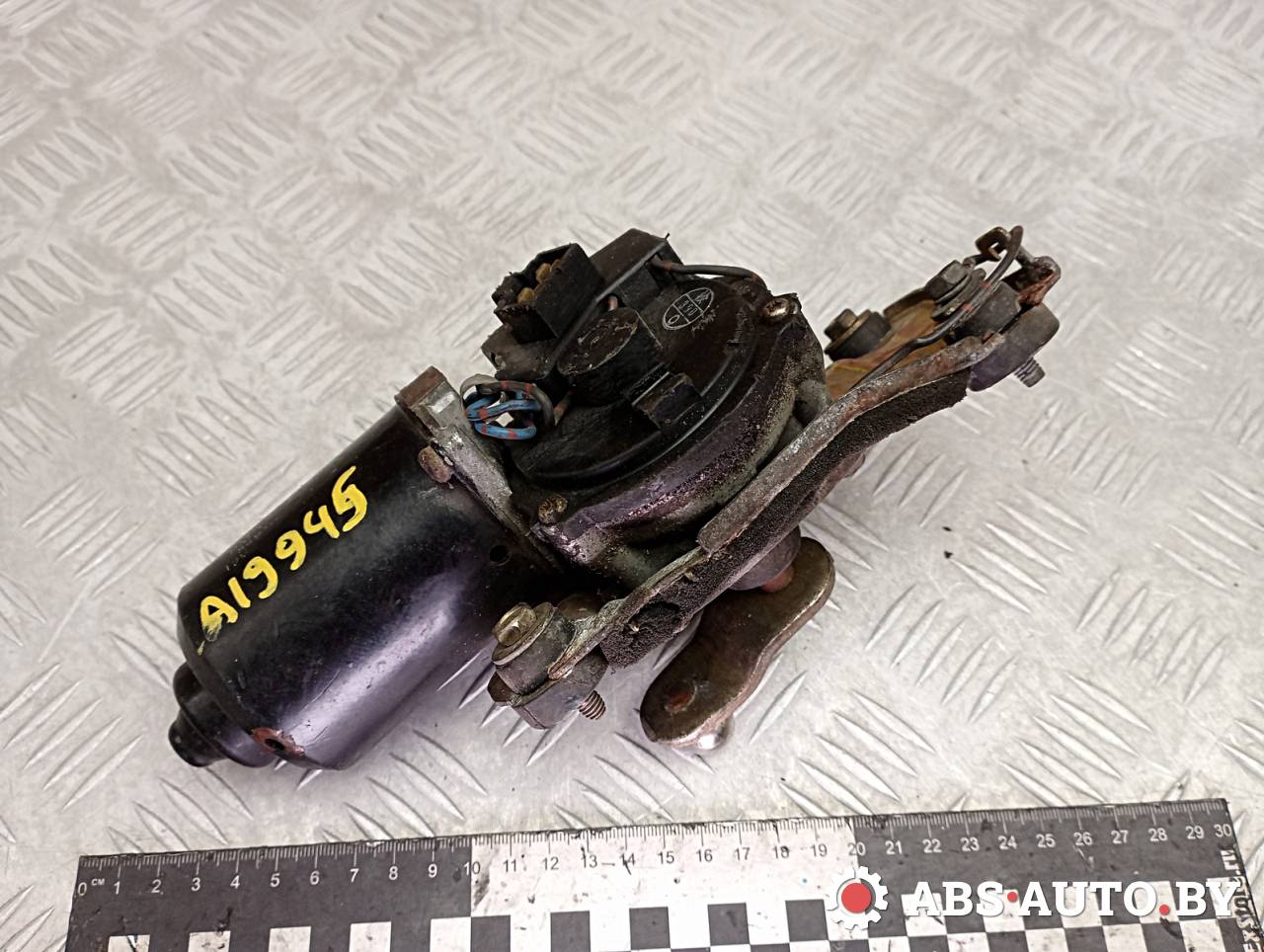 моторчик передних стеклоочистителей (дворников) Mazda 626 GE 1994, BMGA7B, 8491006683 - фото №1