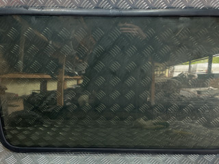 стекло кузовное боковое левое Citroen Jumpy 1 поколение 1997