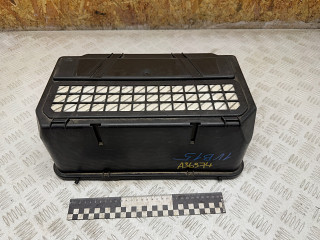 крышка аккумулятора Volkswagen Touareg 1 поколение 2006, 2.5 л., BAC, дизель, МКПП, внедорожник 5 дв., 7L6915430A