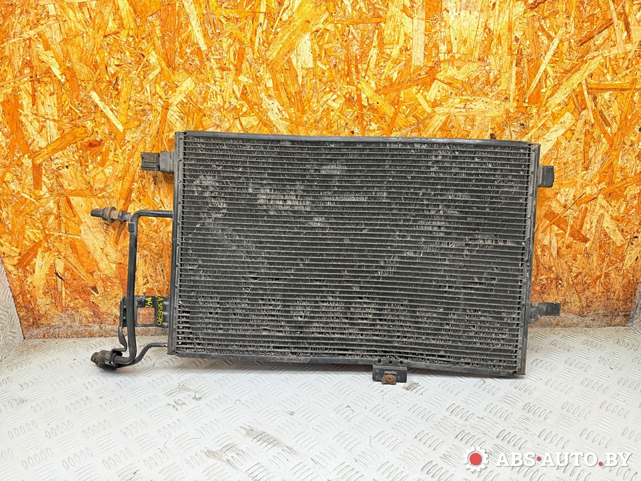 радиатор кондиционера Audi A6 4B/C5 1997, 1.9 л., AFN, дизель, МКПП, седан, 4B0260401R, 4B0260401D, 4B0260401G, 4B0260403AA, 4B0260403D, 4B0260403G, 4B0260403R, 4Z7260403, 4Z7260403B, 4Z7260403C, 8R0260401D, 4467003411 - фото №1