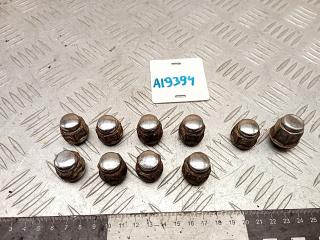 гайка колесная Honda CR-V 2 поколение [рестайлинг] 2005, 2.4 л., бензин, МКПП, внедорожник 5 дв.