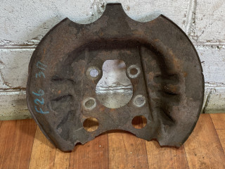 защитный кожух тормозного механизма Citroen Berlingo 2 поколение (B9) 2011, 1.6 л., дизель, МКПП