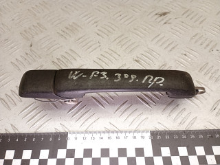 ручка наружная задняя правая Volkswagen Golf 3 поколение 1995, 1.4 л., бензин, 1H0837209