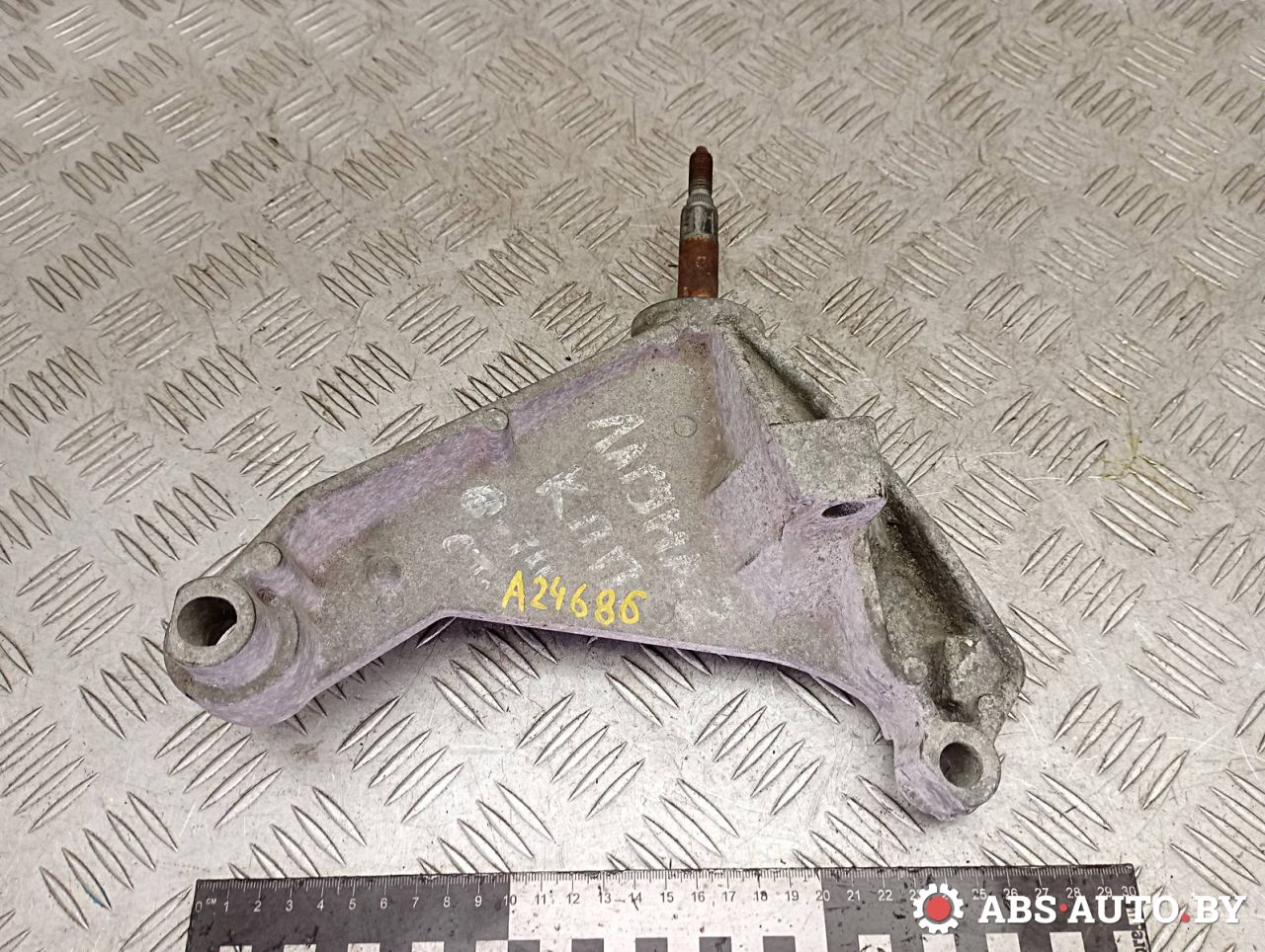 подушка крепления КПП Renault Laguna 2 поколение 2004, 1.9 л., дизель, МКПП, хетчбэк 5 дв., 8200013682 - фото №1