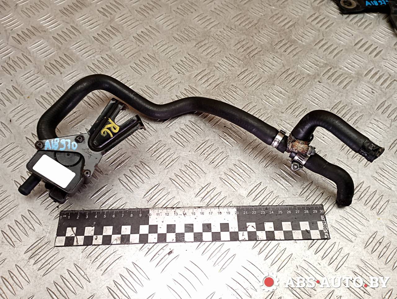 насос антифриза дополнительный BMW 7 серия F01/F02 F01 2009, 4.4 л., бензин, АКПП, 7629916, 11517584219, 11517589636, 11517604528, 11517604529, 11517629916, KWB9250EJ, KWB9250JJ, KWB9250JK, KWB9250KC, KWB9250MR, KWB9250P, KWB9250PF, 704077340, 970354157110 - фото №1