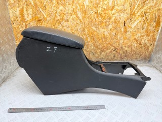 подлокотник Peugeot 407 1 поколение 2005, 2.0 л., RHR (DW10BTED4), дизель, АКПП, седан, 9646882880, 9646982277
