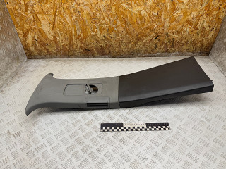 обшивка стойки центральной левой Volkswagen Touareg 1 поколение 2006, 2.5 л., BAC, дизель, МКПП, внедорожник 5 дв., 7L5867239, 7L6867239