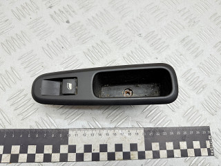 кнопка стеклоподъемника двери задней правой Peugeot 5008 1 поколение 2013, 1.6 л., дизель, робот, правый руль, 96759764ZD, 96662297ZD