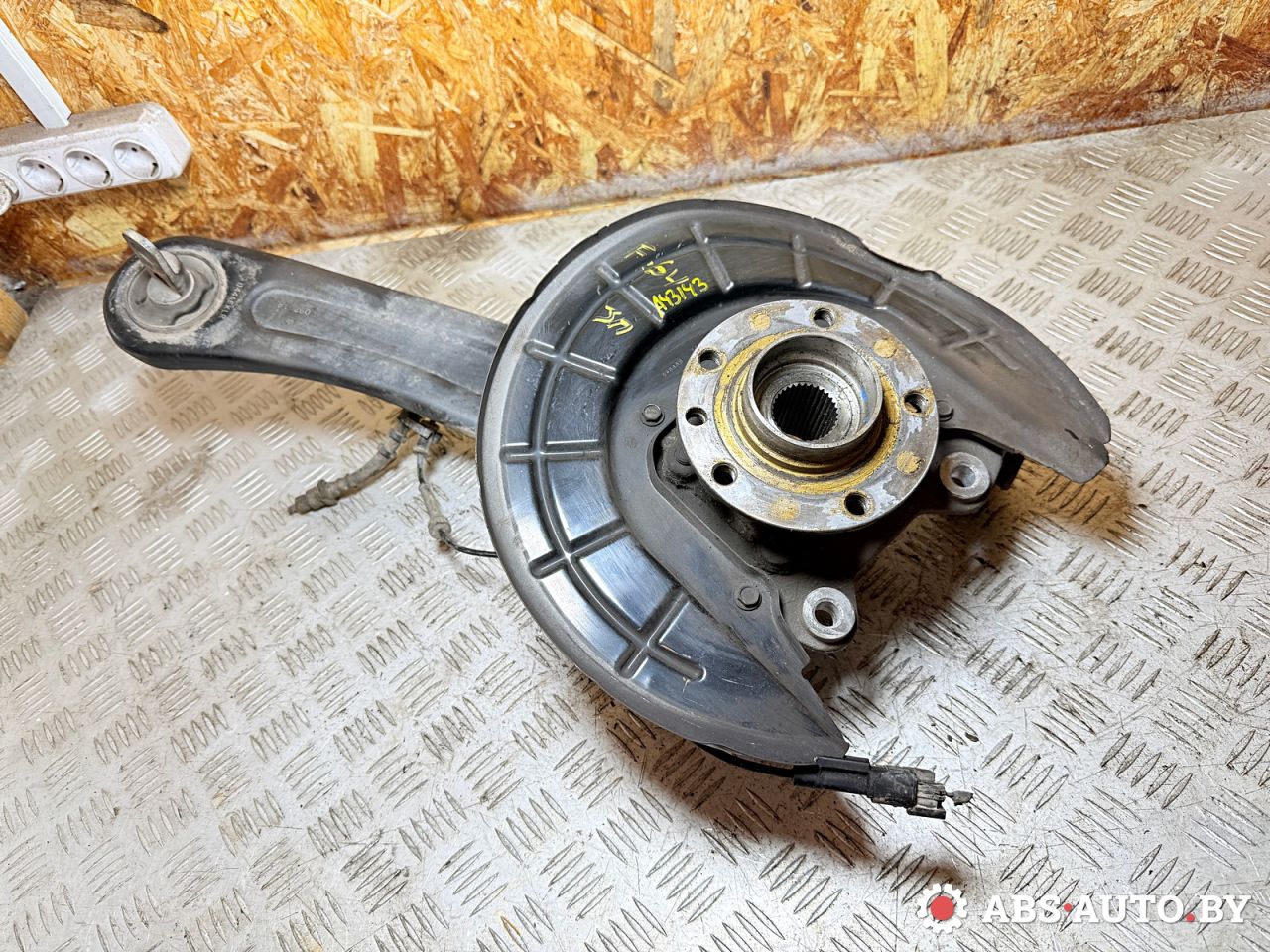 ступица Jeep Cherokee 5 поколение 2016, 2.0 л., EBT, дизель, АКПП, внедорожник 5 дв., 2963310, EW263572, 044AEKLR - фото №1