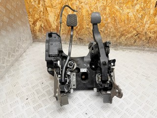 узел педальный (блок педалей) Opel Insignia 1 поколение (A) 2011, 2.0 л., A 20 DTH, дизель, МКПП, седан, 22771450