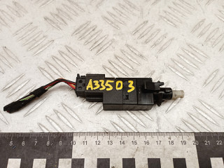 Датчик педали тормоза (лягушка) Mercedes-Benz A W169 2 поколение (2004-2008) 2005, 1.5 л., M 266.920, бензин, МКПП, хетчбэк 5 дв., правый руль, 0015452009, A0015452009