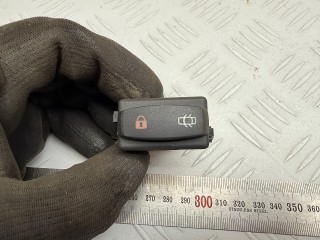 кнопка центрального замка Renault Laguna 2 поколение 2002, 1.9 л., F9Q 750, дизель, МКПП, хетчбэк 5 дв., передний привод, 2648802, 002446B