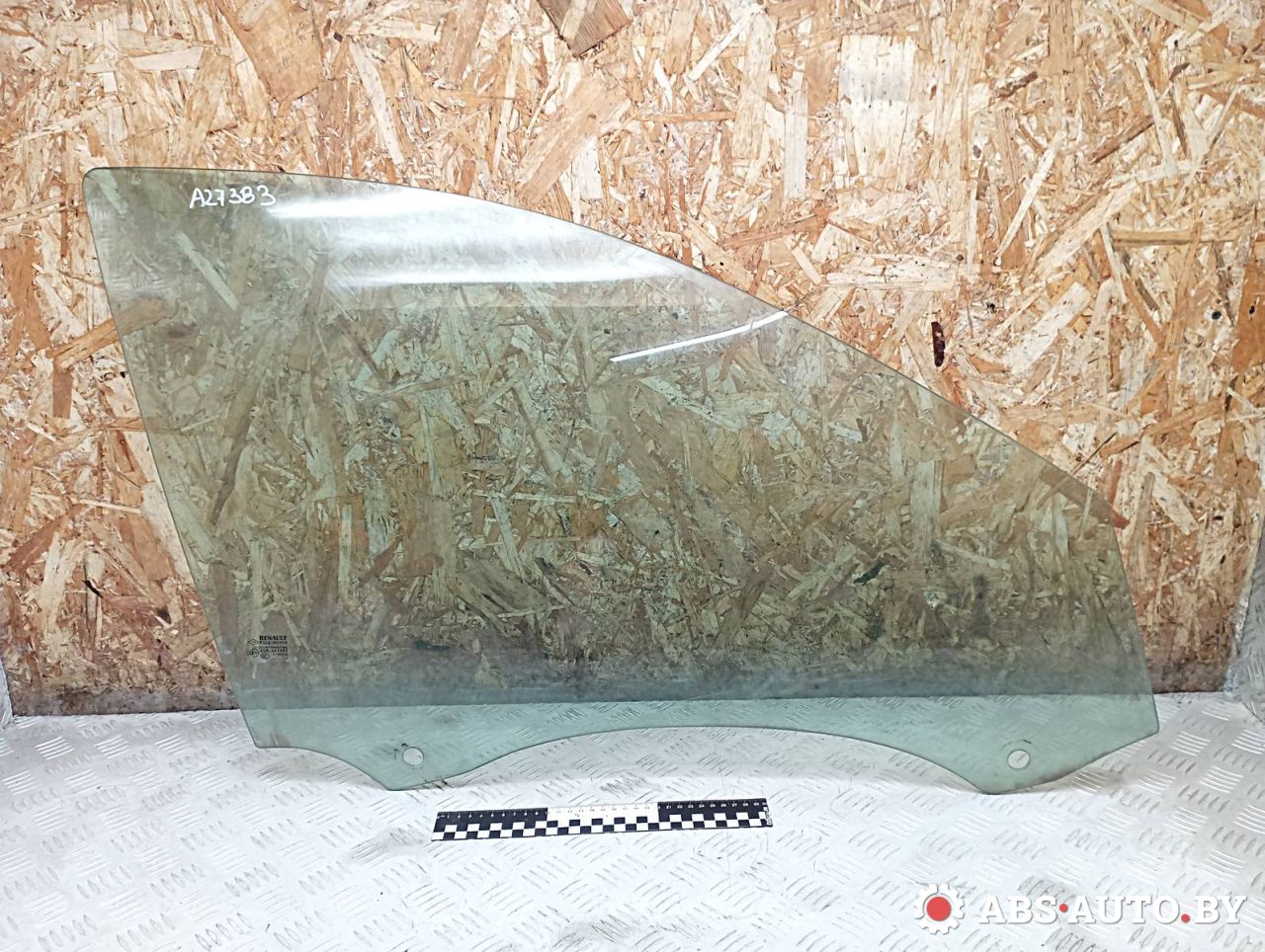 стекло двери передней правой Renault Laguna 2 поколение 2002, универсал - фото №1